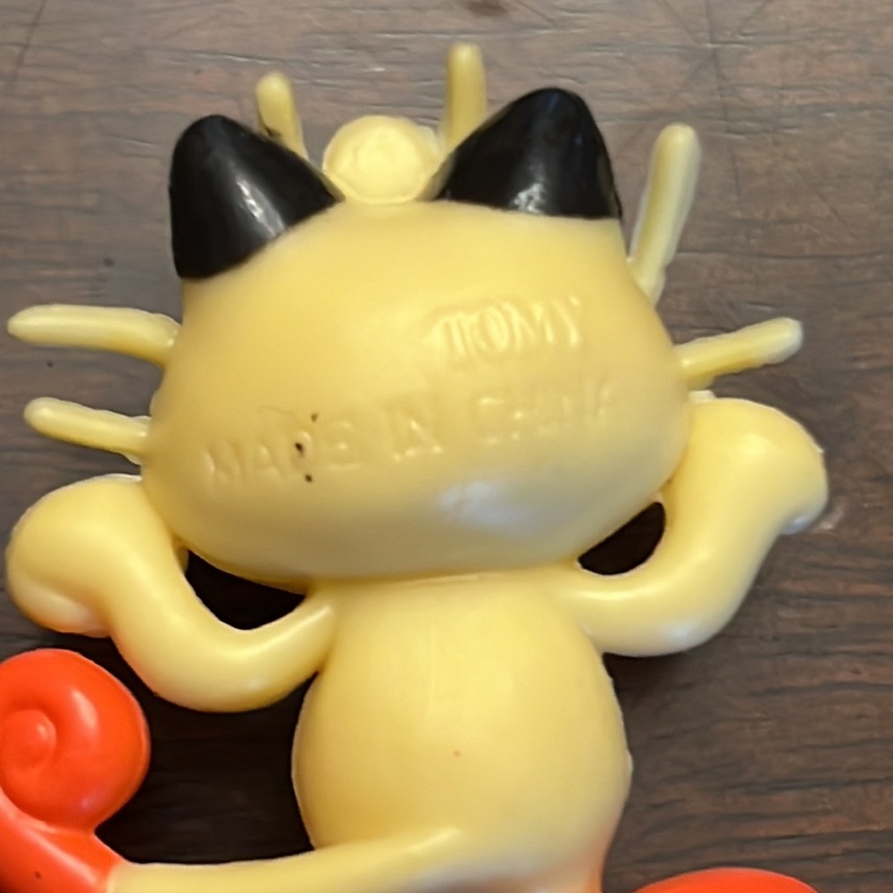 Pokemon Tomy Meowth - Picture 3 of 5